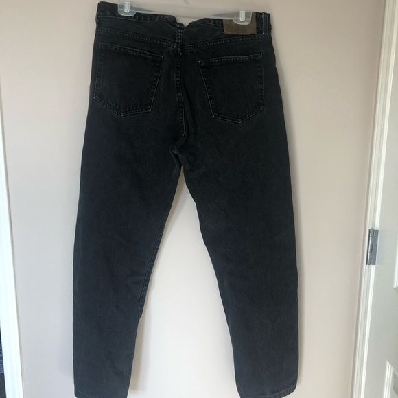 Calvin Klein vintage high rise mom style jeans. - Picture 4 of 13